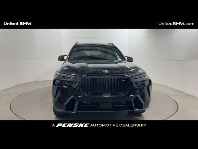 2025 BMW X7 M60i