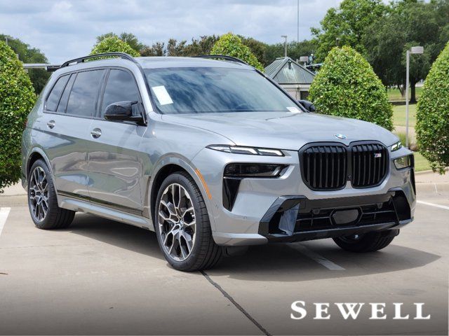 2025 BMW X7 M60i