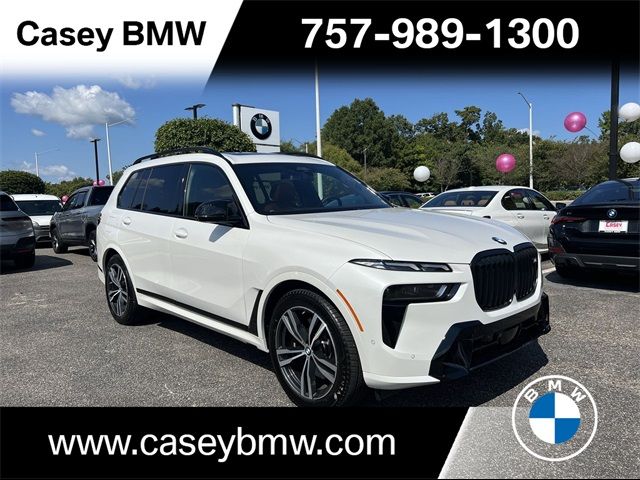 2025 BMW X7 M60i