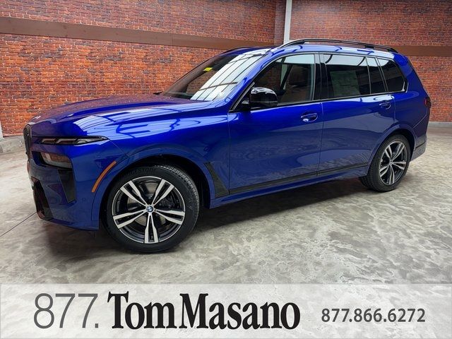 2025 BMW X7 M60i