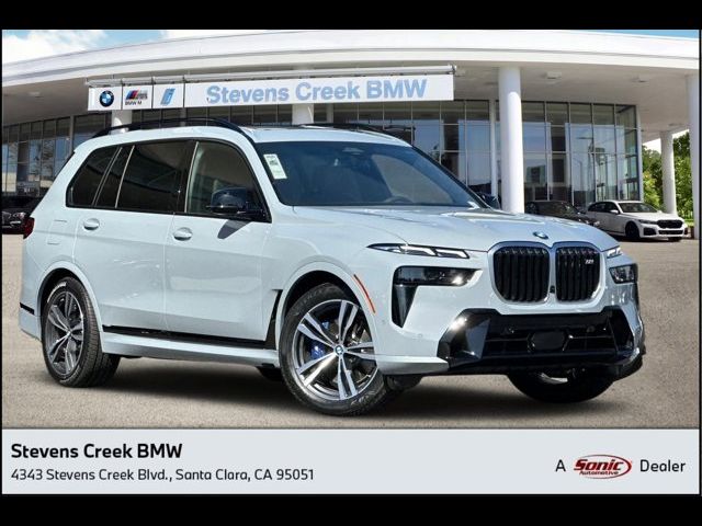 2025 BMW X7 M60i