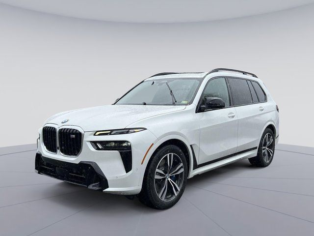 2025 BMW X7 M60i