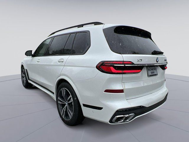 2025 BMW X7 M60i