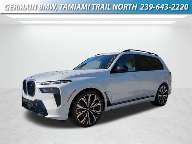 2025 BMW X7 M60i