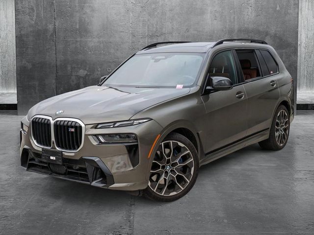 2025 BMW X7 M60i