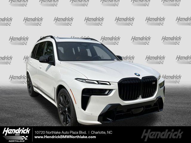 2025 BMW X7 M60i