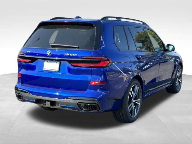 2025 BMW X7 M60i