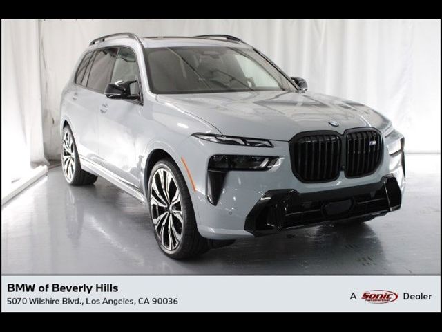 2025 BMW X7 M60i