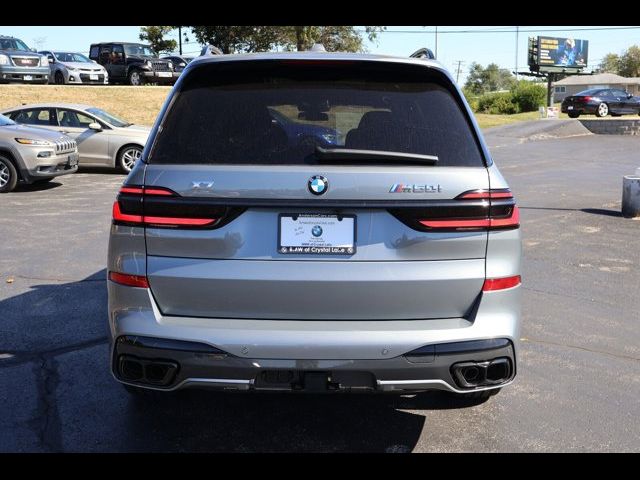 2025 BMW X7 M60i