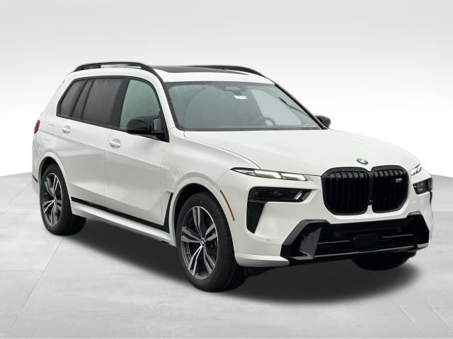 2025 BMW X7 M60i