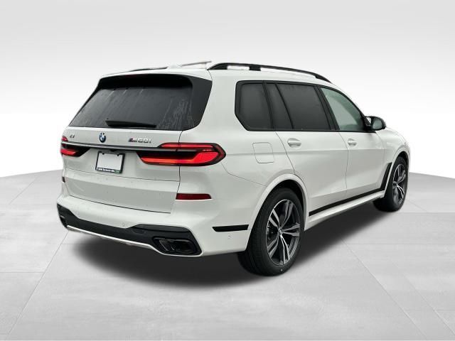 2025 BMW X7 M60i