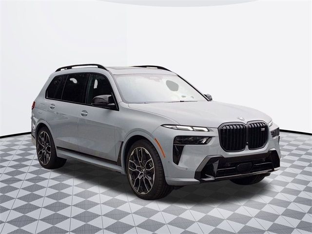 2025 BMW X7 M60i