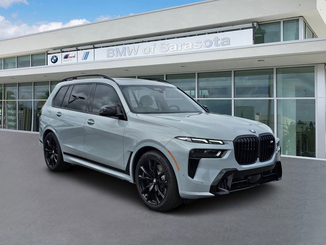 2025 BMW X7 M60i