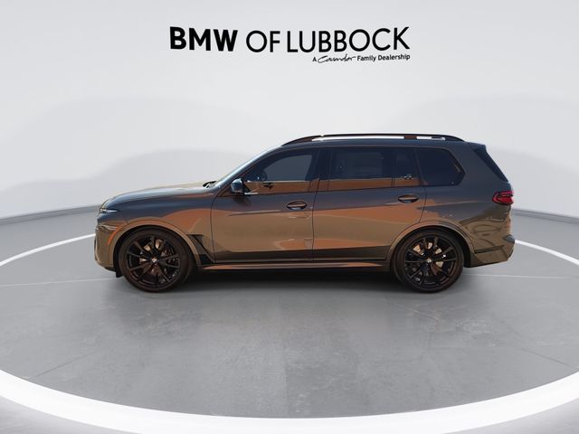 2025 BMW X7 M60i