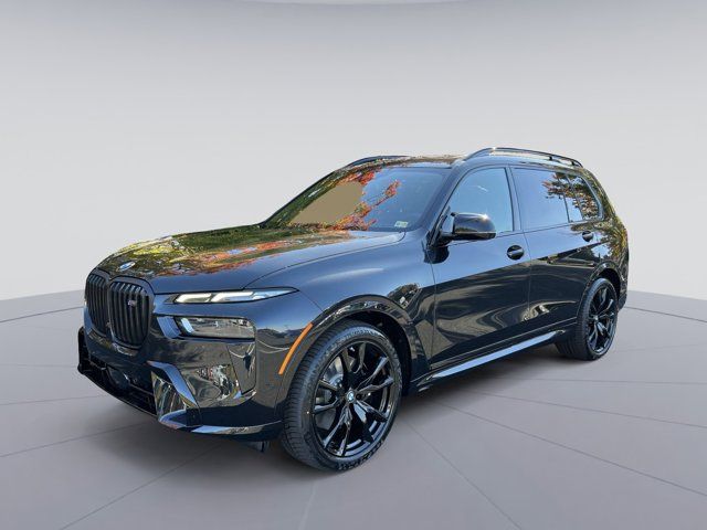 2025 BMW X7 M60i