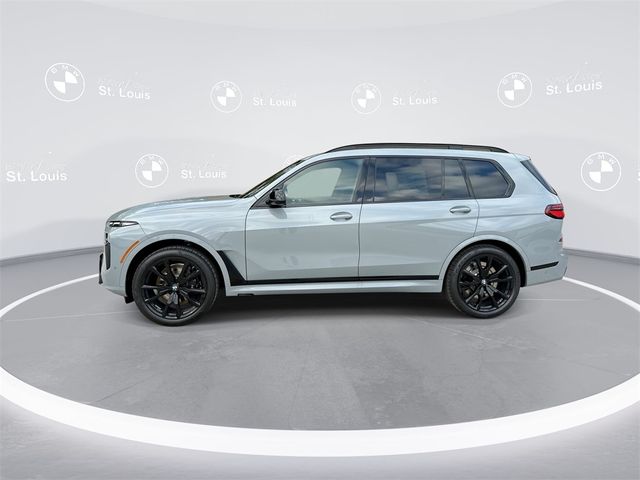 2025 BMW X7 M60i