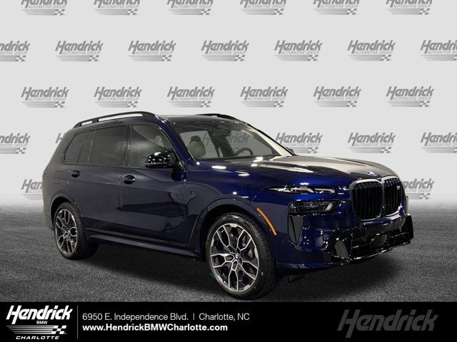 2025 BMW X7 M60i