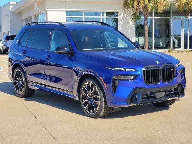 2025 BMW X7 M60i