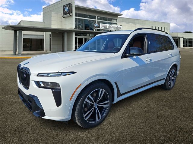 2025 BMW X7 M60i