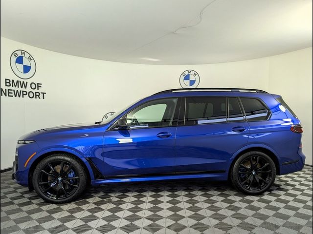 2025 BMW X7 M60i