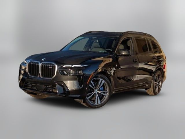 2025 BMW X7 M60i