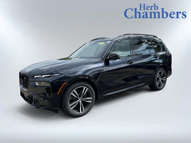 2025 BMW X7 M60i