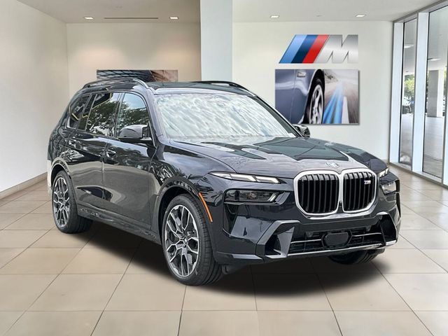 2025 BMW X7 M60i