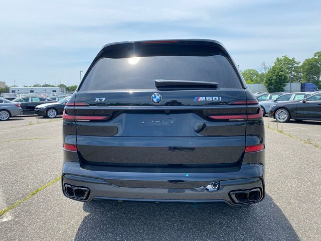 2025 BMW X7 M60i