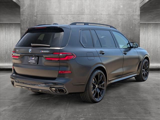 2025 BMW X7 M60i