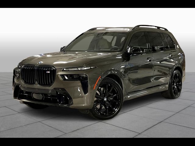 2025 BMW X7 M60i