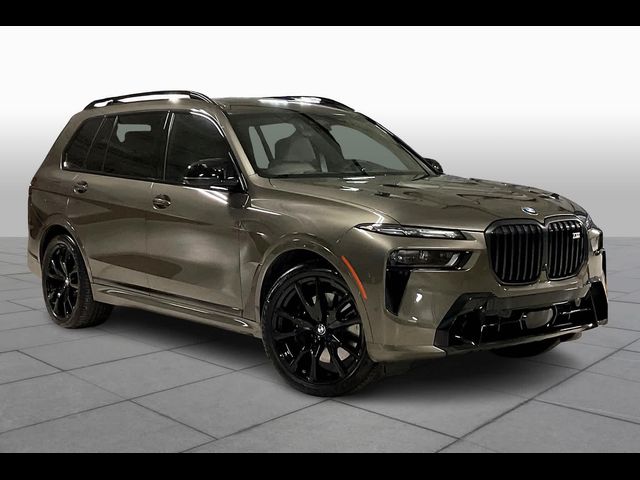 2025 BMW X7 M60i