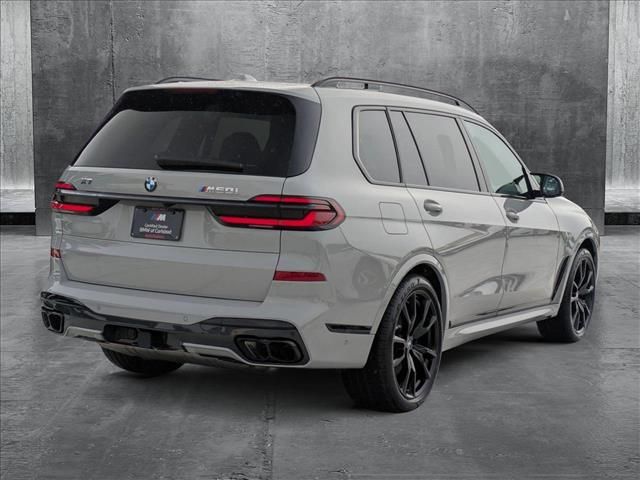 2025 BMW X7 M60i