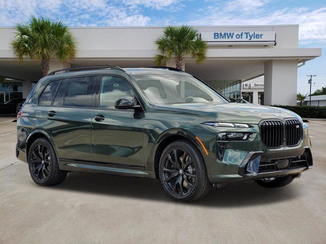 2025 BMW X7 M60i