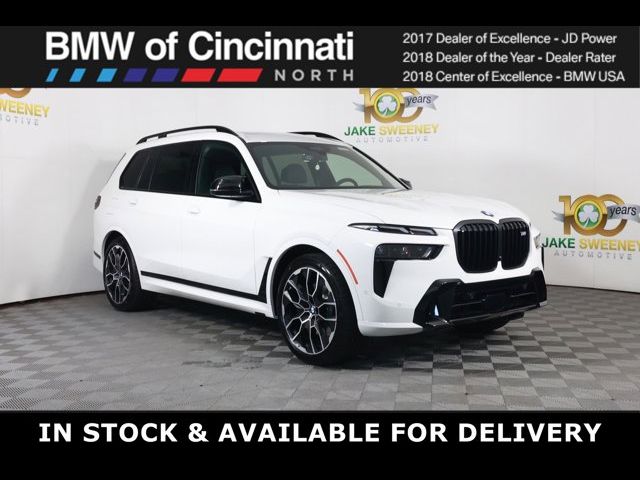 2025 BMW X7 M60i