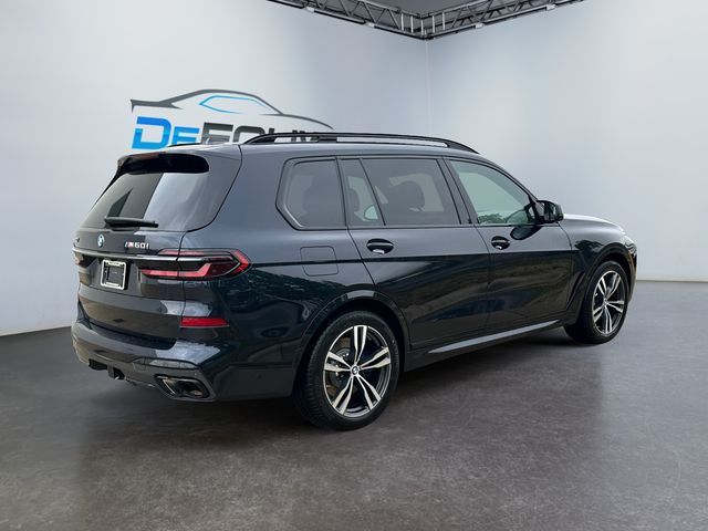 2025 BMW X7 M60i