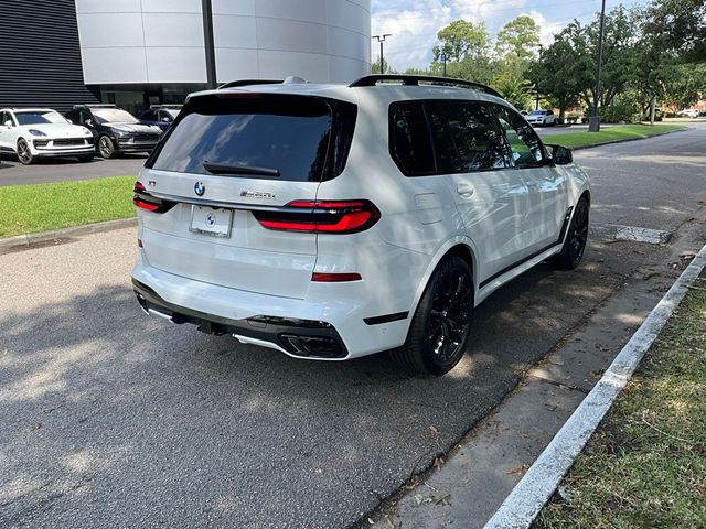 2025 BMW X7 M60i