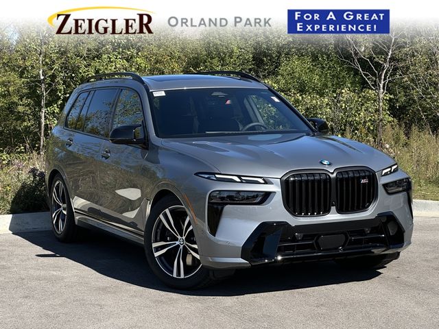 2025 BMW X7 M60i