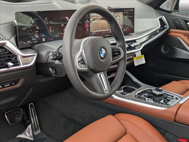 2025 BMW X7 M60i