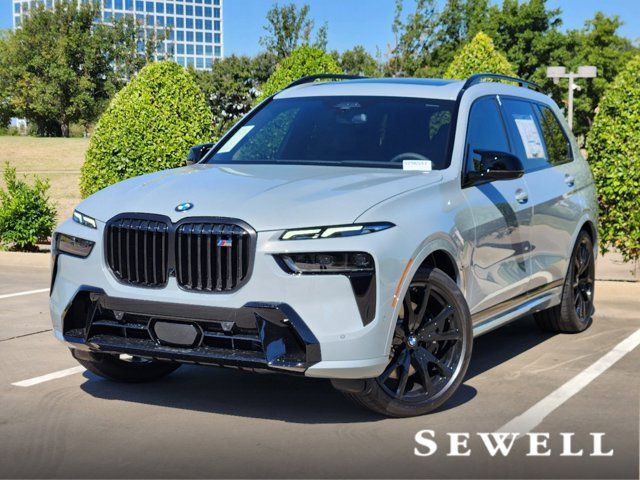 2025 BMW X7 M60i