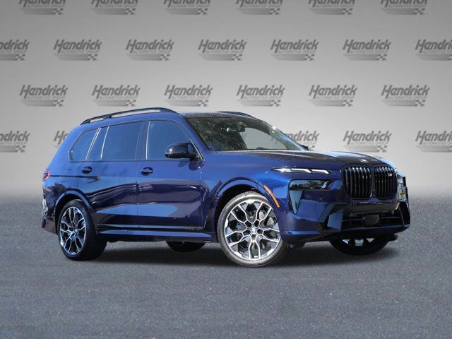 2025 BMW X7 M60i