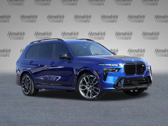 2025 BMW X7 M60i