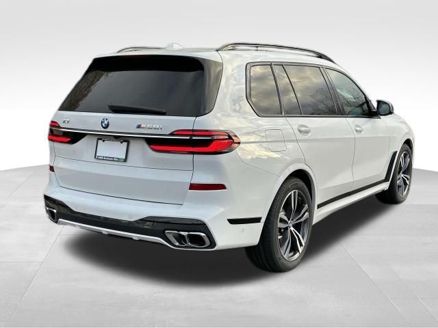 2025 BMW X7 M60i