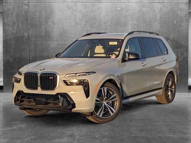 2025 BMW X7 M60i