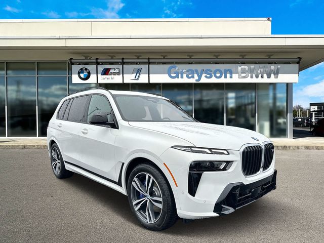 2025 BMW X7 M60i