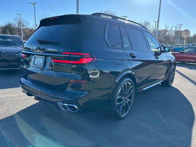 2025 BMW X7 M60i