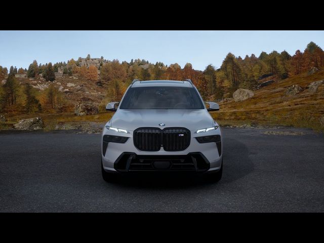 2025 BMW X7 M60i