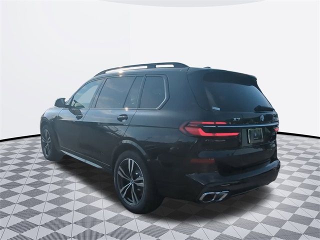 2025 BMW X7 M60i