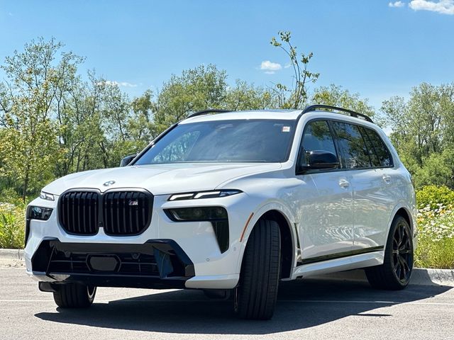 2025 BMW X7 M60i