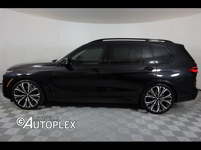 2025 BMW X7 M60i