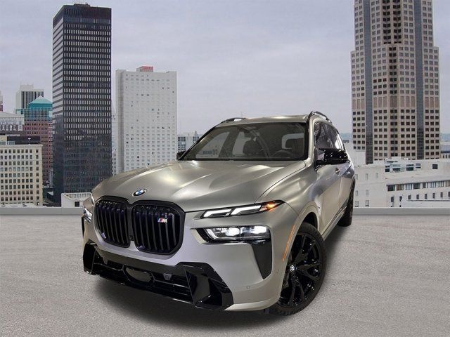 2025 BMW X7 M60i